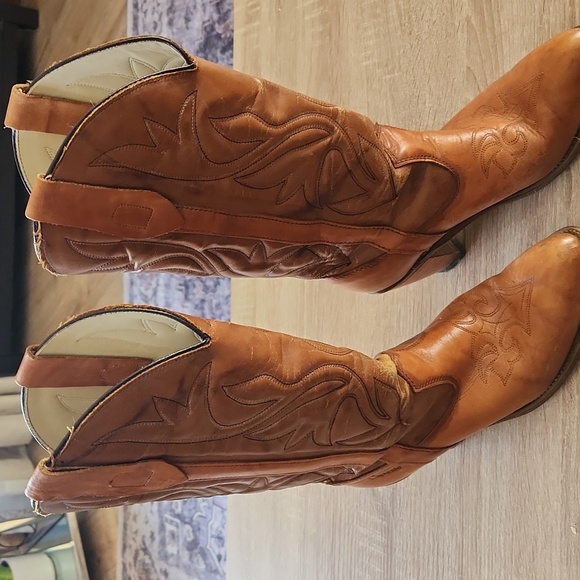 Capezio Womans Leather Heel Boots. 7.5 Fits Like 7. - Picture 7 of 10